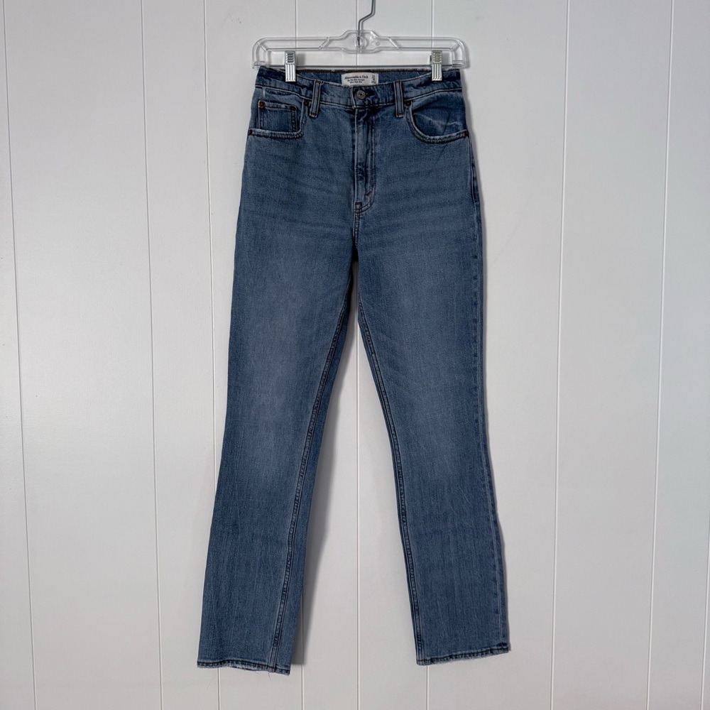 Abercrombie & Fitch Women's Straight Leg Denim Jeans